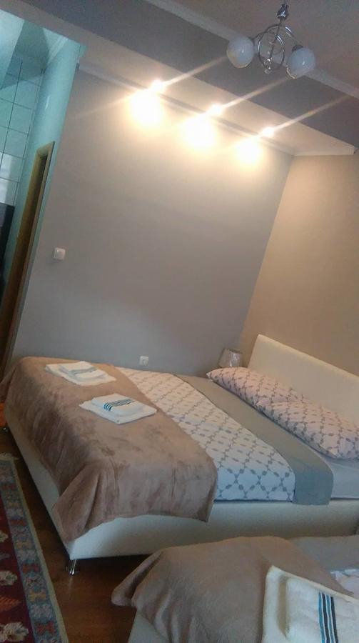 Guest House "Aylin" Mostar Buitenkant foto