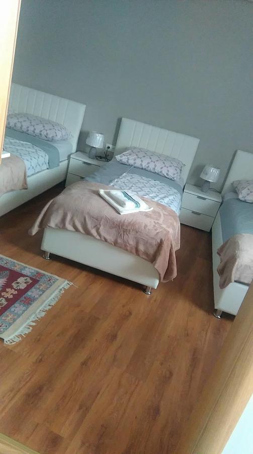 Guest House "Aylin" Mostar Buitenkant foto